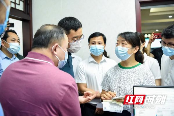 海盐最新医保套现24小时微信方法分析(最方便真实的海盐医保卡提现套取微信方法)